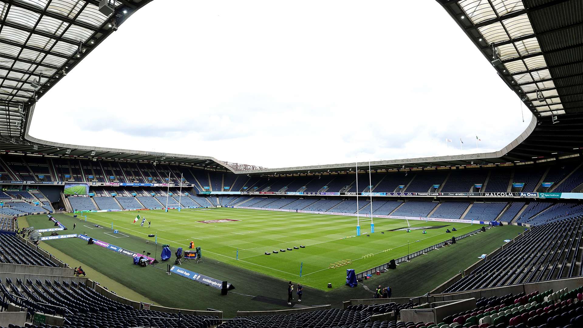 确保球队在 确保球队在